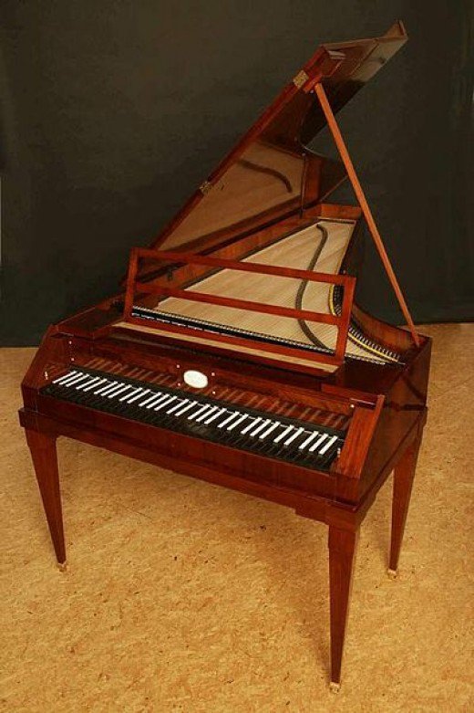 Baroque pianoforte (taken from http://hubpages.com/entertainment/Piano-in-the-Baroque-Period)